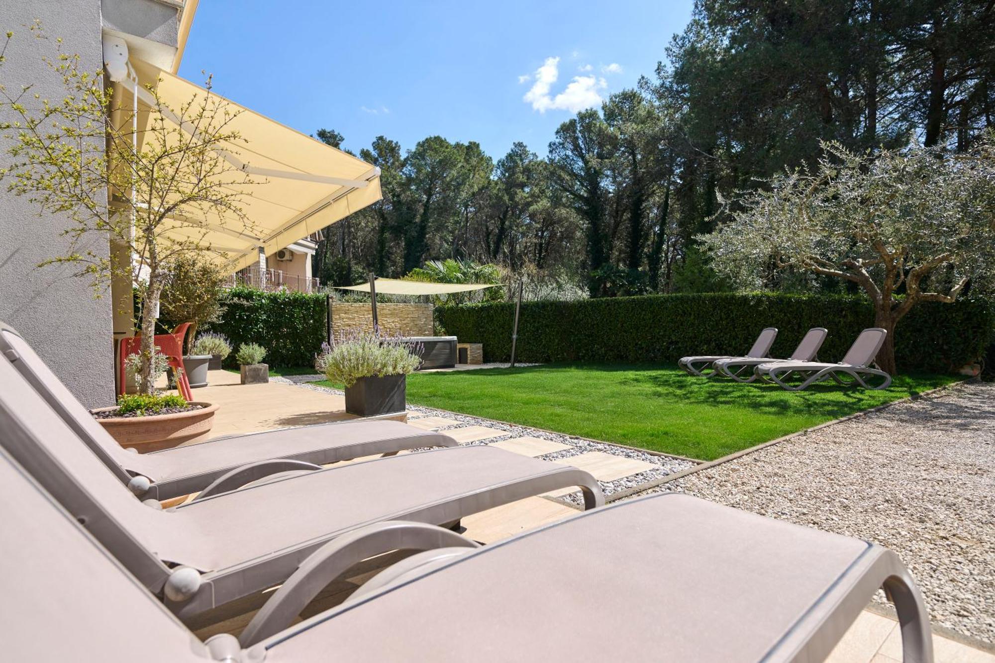 Apartment Martello Forest View Porec Luaran gambar
